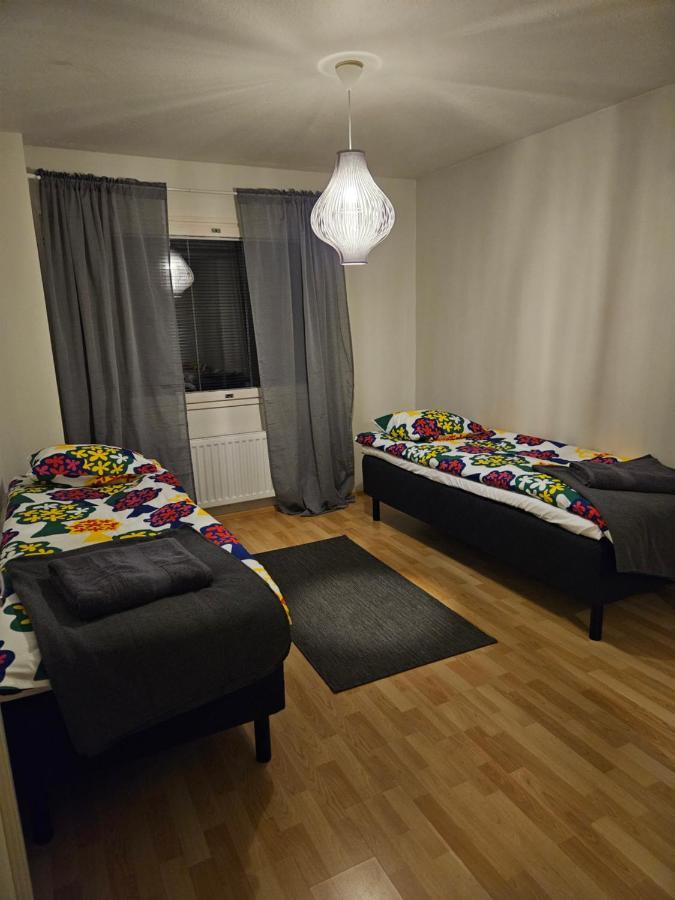 Apartment Make Yourself At *