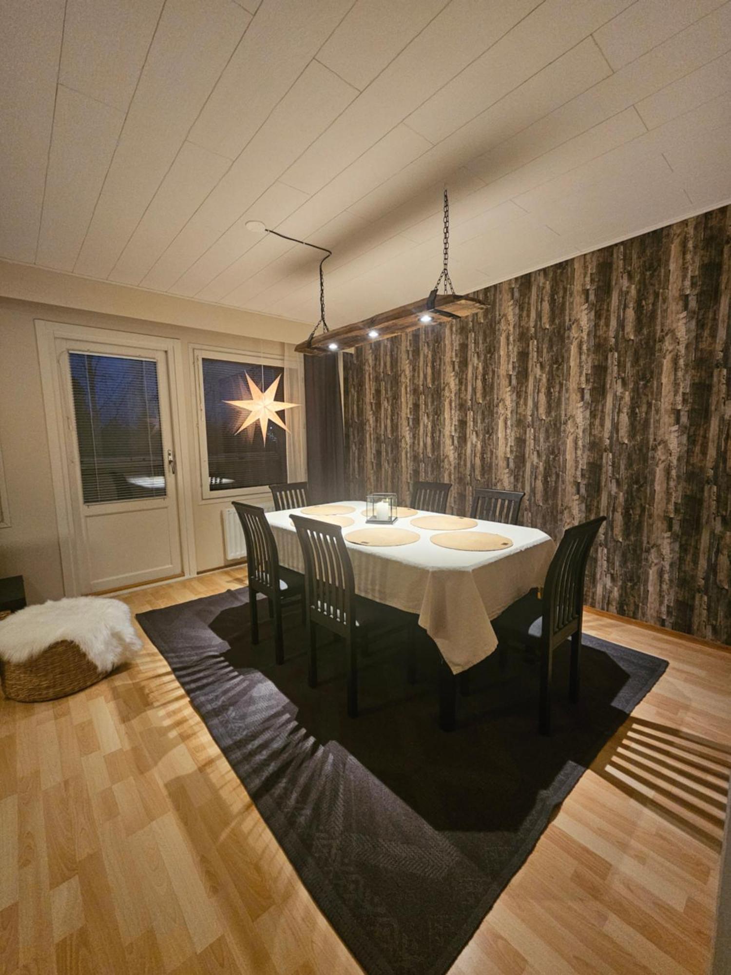 Apartment Make Yourself At *
